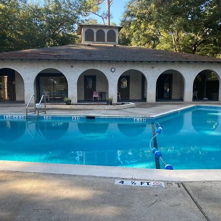 #111 Elaborate Condo Ideal Location 2Brm/2 Parking Hilton Head Island Eksteriør bilde