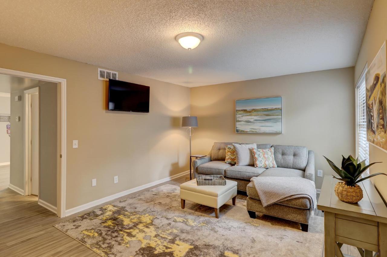 #111 Elaborate Condo Ideal Location 2Brm/2 Parking Hilton Head Island Eksteriør bilde