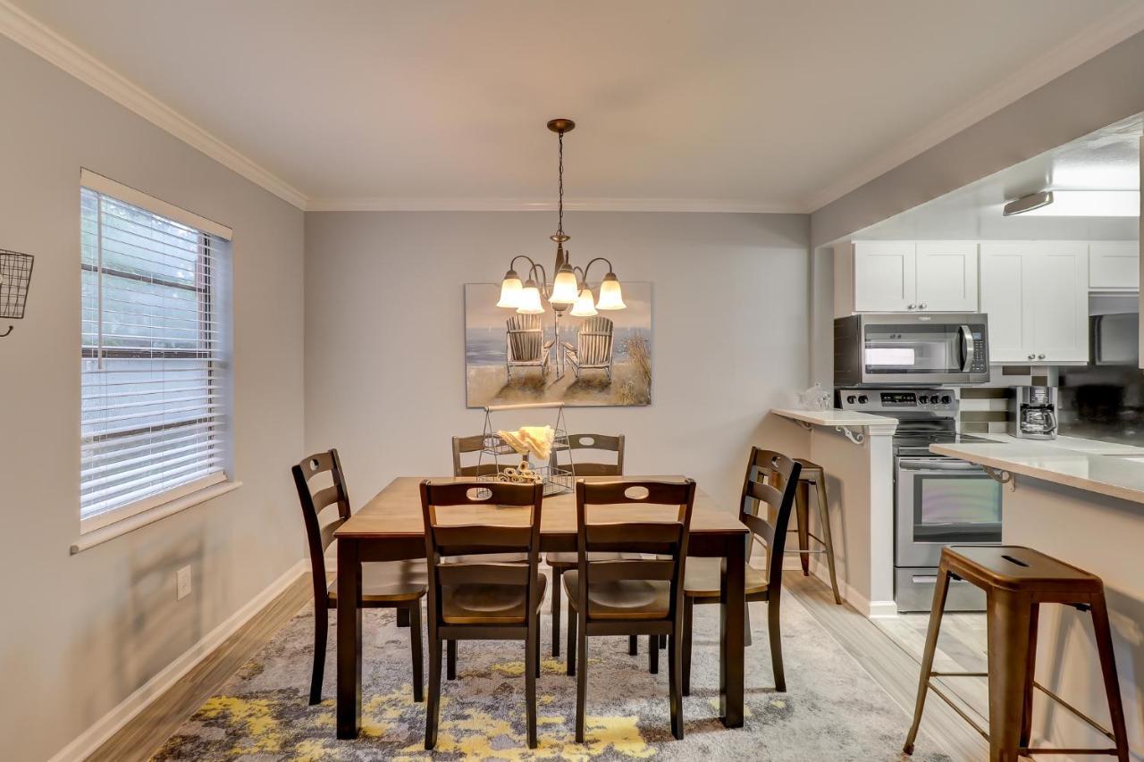 #111 Elaborate Condo Ideal Location 2Brm/2 Parking Hilton Head Island Eksteriør bilde