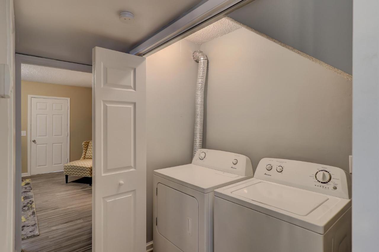 #111 Elaborate Condo Ideal Location 2Brm/2 Parking Hilton Head Island Eksteriør bilde