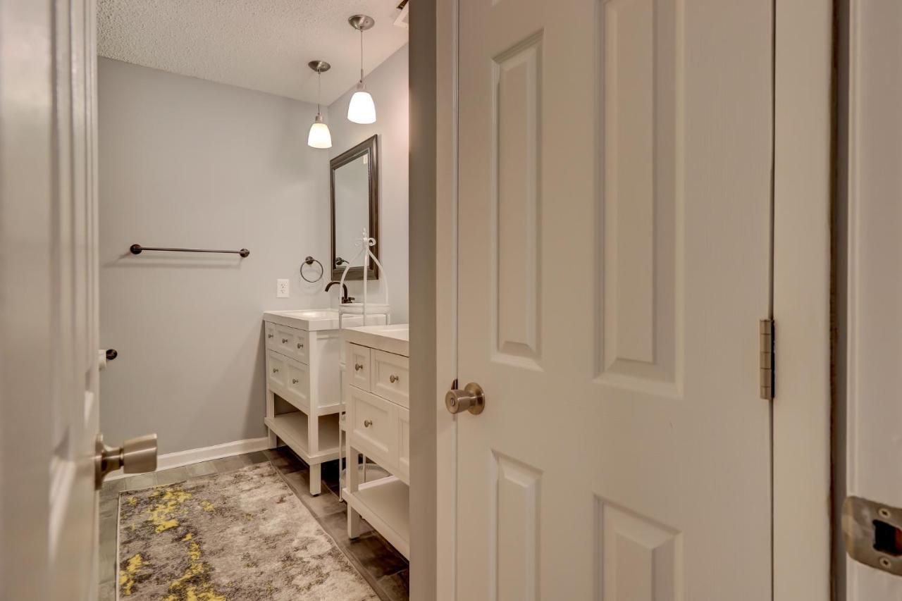 #111 Elaborate Condo Ideal Location 2Brm/2 Parking Hilton Head Island Eksteriør bilde